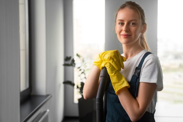 Tudo sobre os 3 principais casos em que a empregada doméstica tem direito a estabilidade