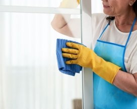 Acúmulo de função para empregada doméstica: saiba todas as regras