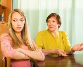 Como lidar com uma empregada domstica que pede aumento frequentemente?