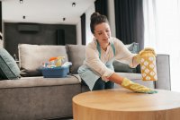Empregada domstica pode trabalhar durante o aviso prvio?