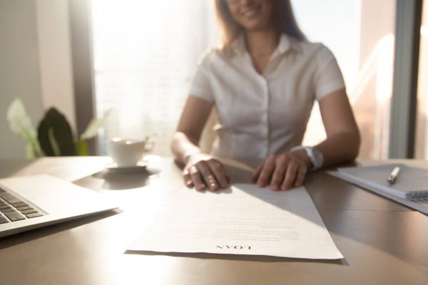 Contratação temporária de empregadas domésticas: quando vale a pena?