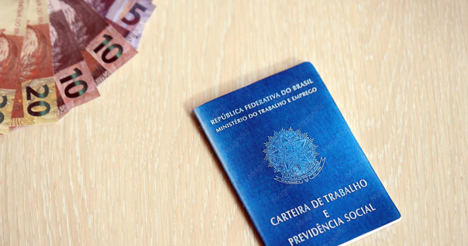 Jardineiro que trabalha alguns dias por semana precisa ser registrado? Entenda quando existe vínculo e quais são as obrigações do empregador.
