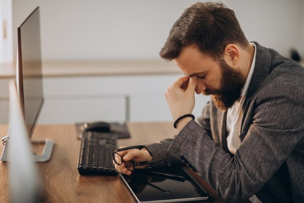 Como garantir o pagamento de benefícios em caso de falecimento do empregador doméstico?