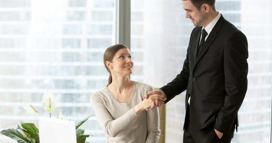 Empregador pode alterar o contrato de trabalho da empregada doméstica? Saiba tudo aqui
