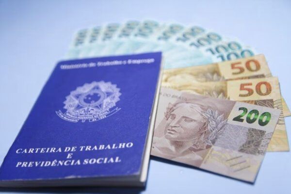 Salário Mínimo Doméstica e Babá SP 2026 [Atualizado]