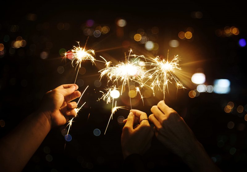 Bab pode trabalhar nas festas de fim de ano? Devo pagar a mais por isso?