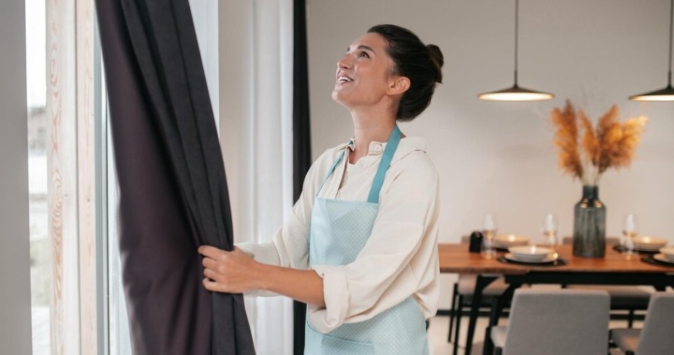 Por que é preciso conversar com a empregada doméstica após o ano novo?