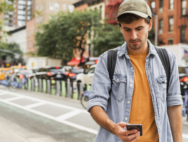  Uso de câmeras na residência com empregada doméstica: entenda o que é permitido, cuidados legais e riscos para o empregador.