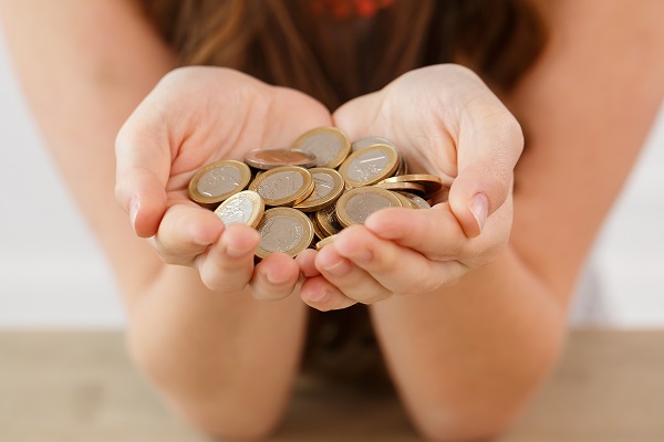 Salário Mínimo de Empregada Doméstica 2021: valores atualizados!
