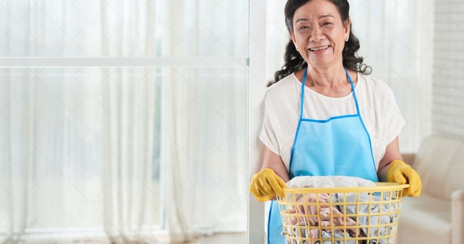 5 riscos de não registrar o trabalhador doméstico